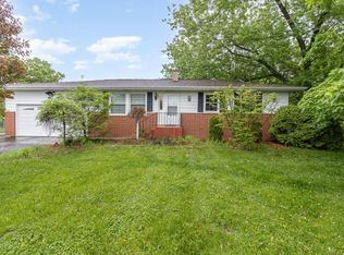 472 W 400 N, Valparaiso, IN 46385