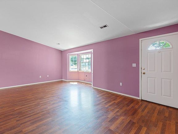 5th image of 12512 W 10th Ave