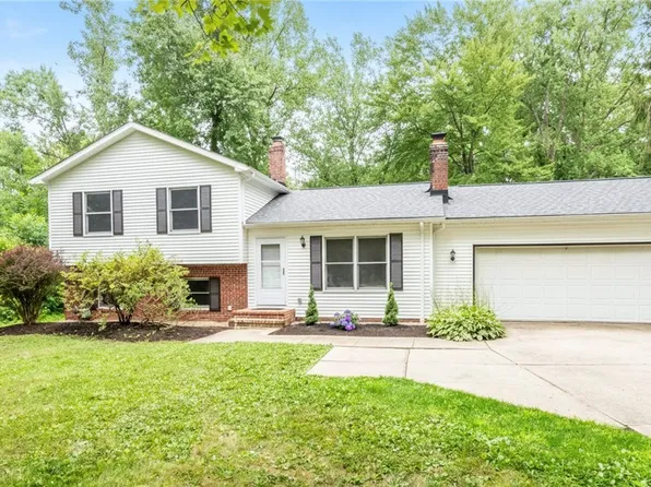 34300 Pettibone Rd, Solon, OH 44139