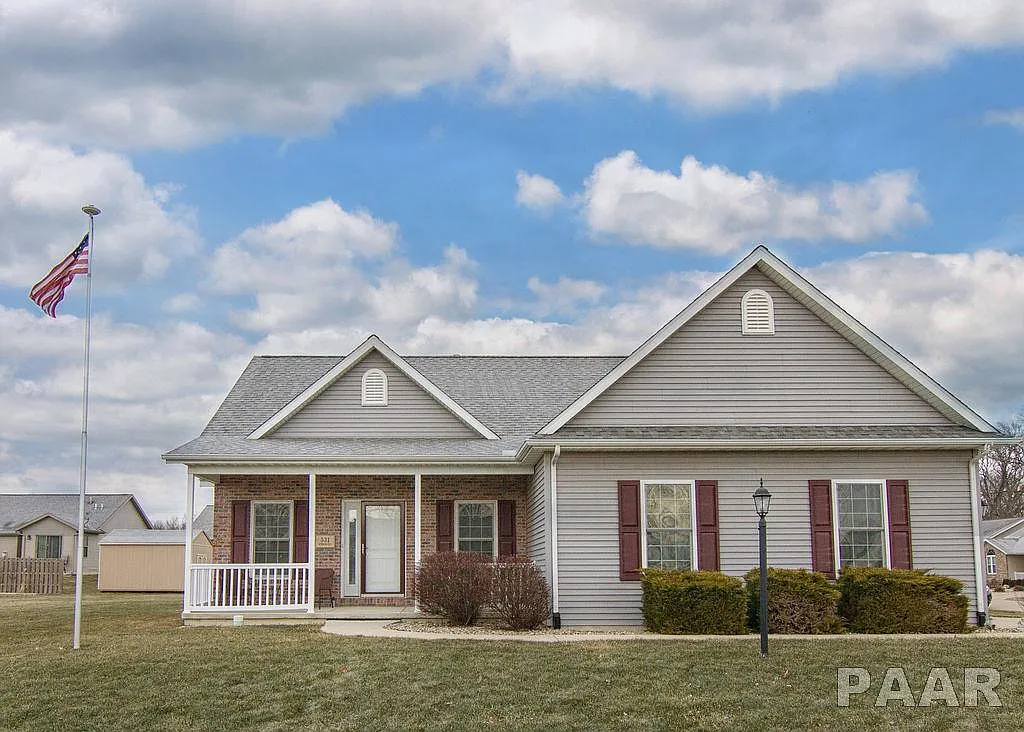 531 Cottonwood Cir photo 1