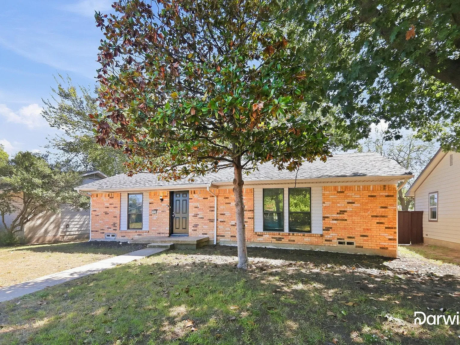 3 bed, 2.0 bath, 1260 sqft, $1,925 — Photo 2