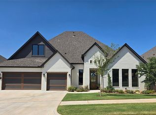 505 Campfire Ln, Norman, OK 73071