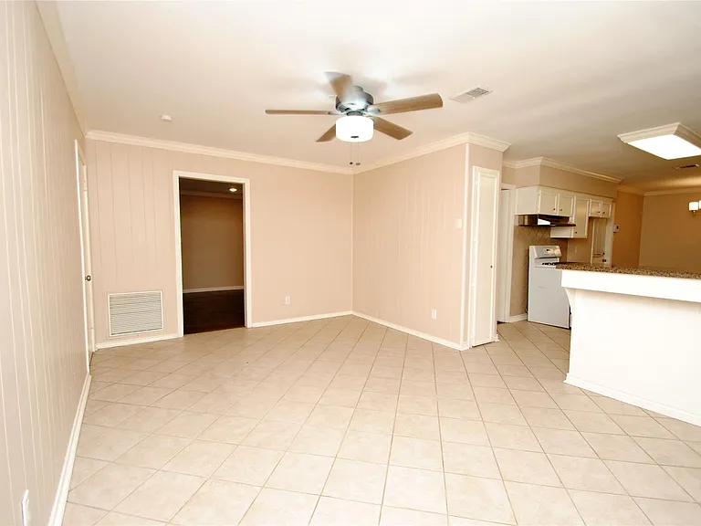 10034 Cedardale Dr — Photo 18