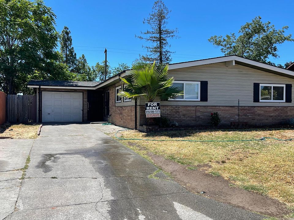 1st image of 3804 Centinella Dr