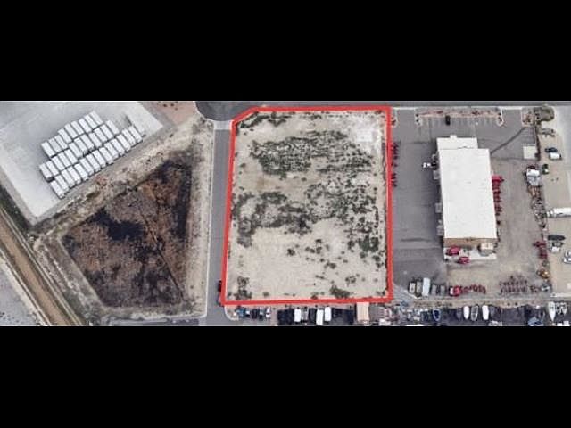 2nd image of 2293 Tall Grass Dr