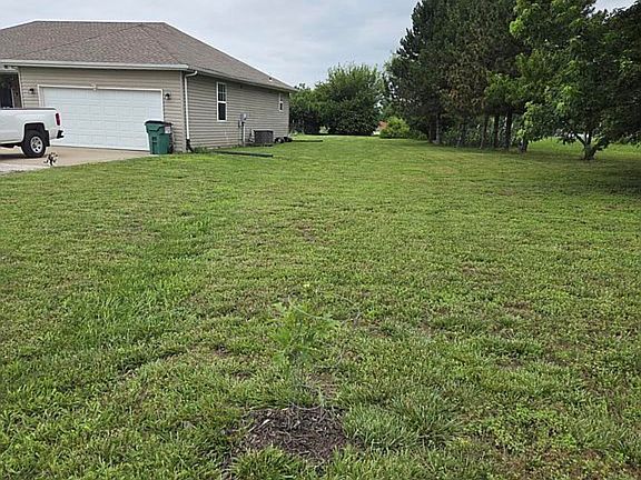 3rd image of 5419 S 165th Road