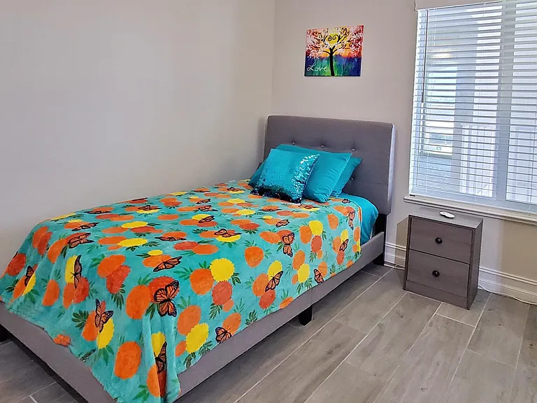 1805 Riverside Dr #205 — Photo 28