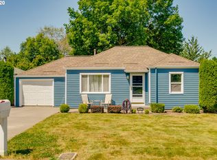 120 Cedar Ln, Wood Village, OR