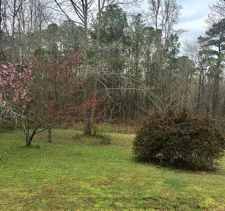 2nd image of 748 Briggs Rd