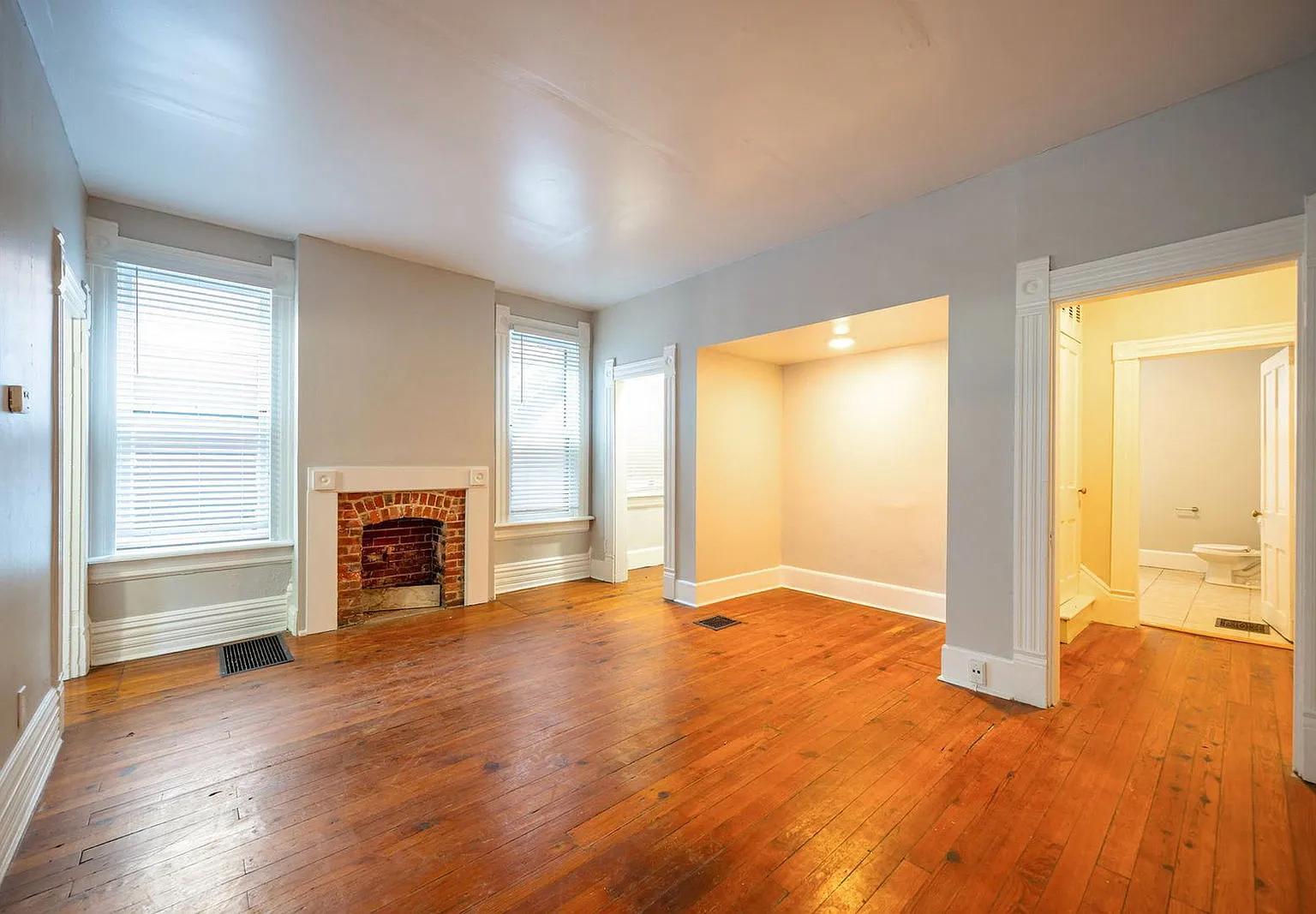 1 bed, 1.0 bath, $1,435 — Photo 3