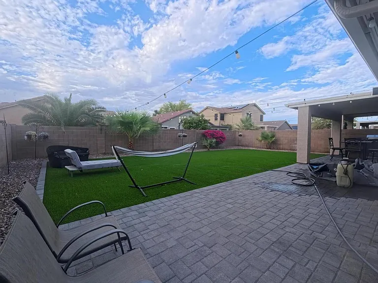 16624 W Saguaro Ln — Photo 17