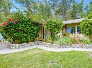 7837 Denivelle Rd, Sunland, CA 91040