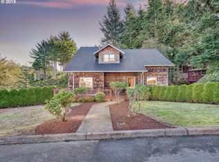 2506 NE Douglas St, Newport, OR 97365