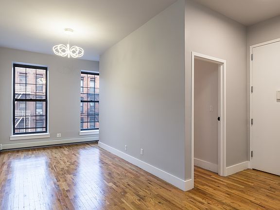 3rd image of 1084 Bedford Ave #2R