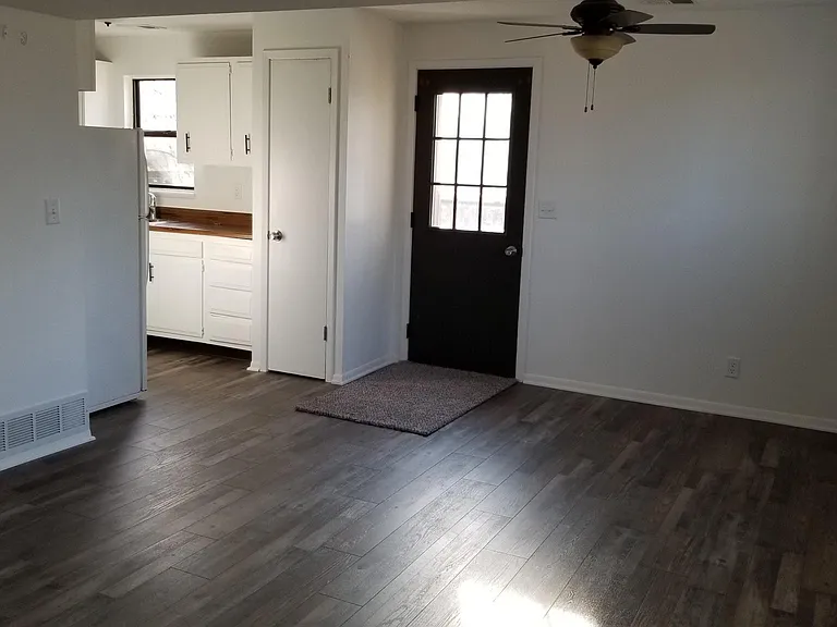 5314 N Linwood Ave — Photo 8