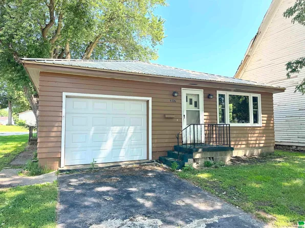 317 Cherokee St, Alta, IA 51002