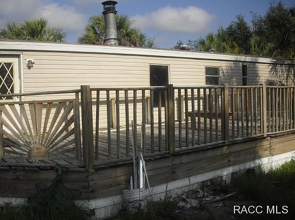 2nd image of 9547 N Northcut Ave
