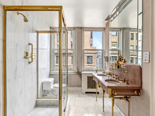 450 East 52nd Street 12TH FLOOR image 8 of 9