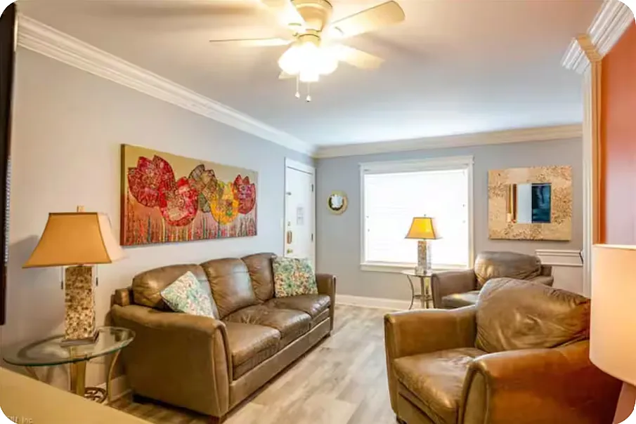 2 bed, 616 sqft, $2,000 — Photo 3