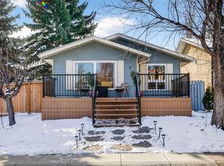4 N McKinley Rd SE, Calgary, AB T2Z 1T6