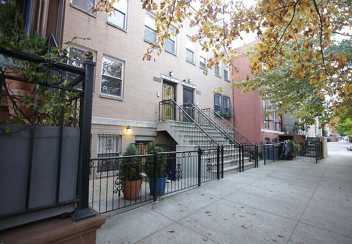 1st image of 222 Putnam Ave #1