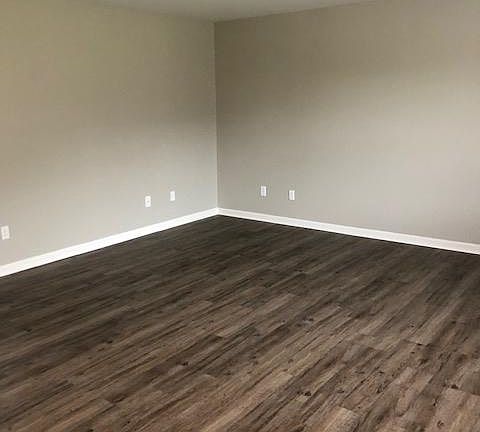 4th image of 113 Garnet Dr