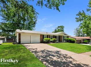 11922 Branridge Rd, Florissant, MO 63033