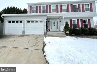 4 Hollybrook Ct, Baltimore, MD 21236