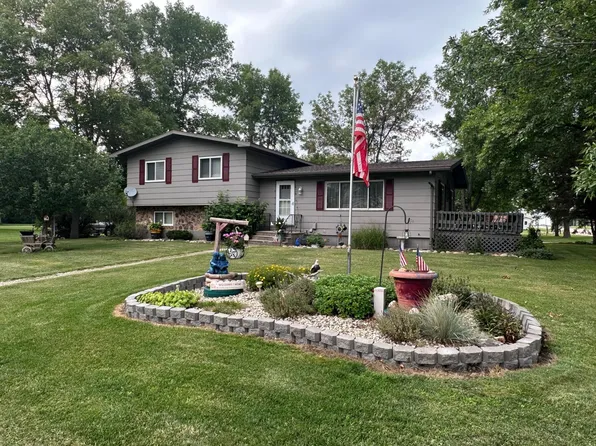 204 Parnell St, Barry, MN 56210