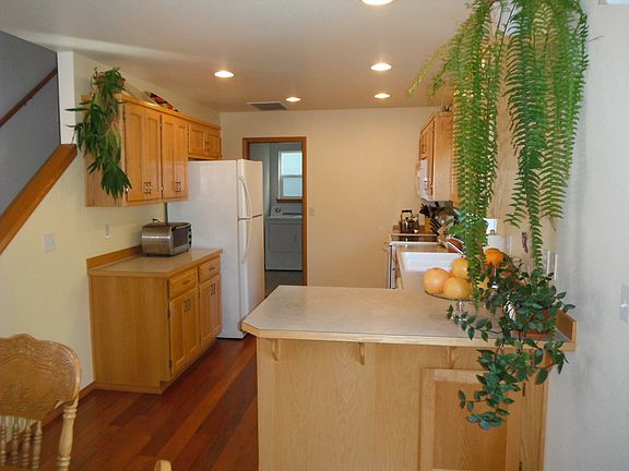 5th image of 5411 79th Ave NE