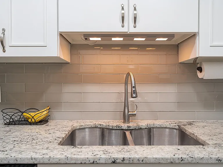 360 1st St #3 — Photo 9