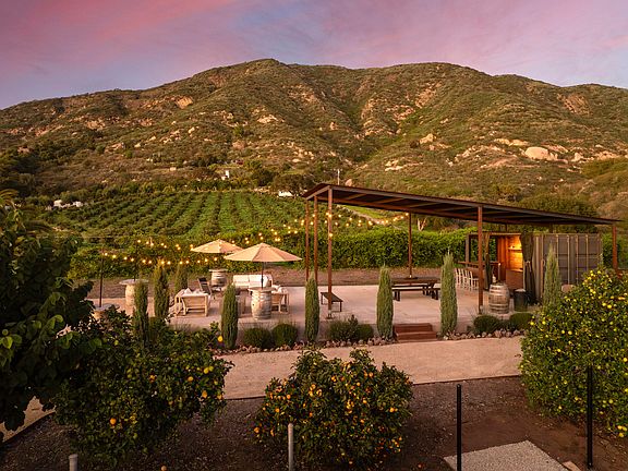 3rd image of 4488 Foothill Rd