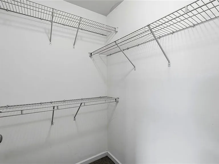 4987 Longview Walk — Photo 14