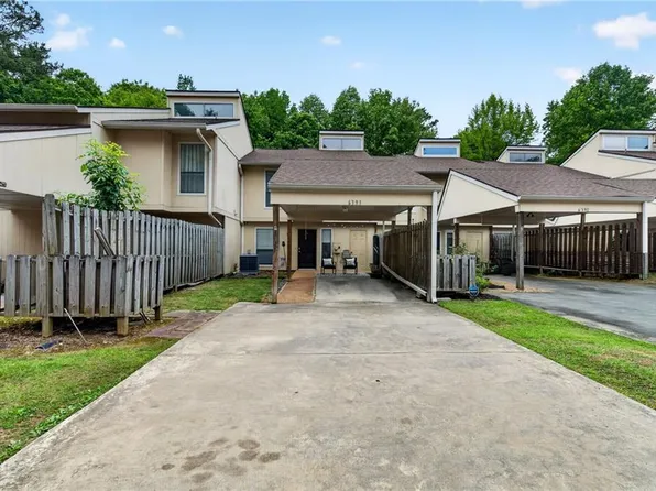 6393 Hawthorne Ter, Peachtree Corners, GA 30092