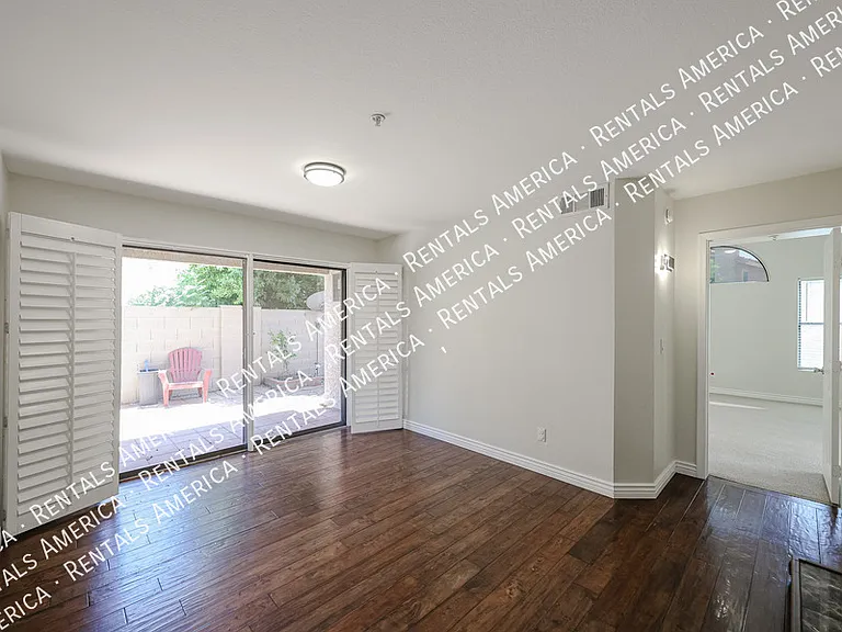 12704 N 89th Pl — Photo 6
