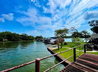 101 Doering Bay Cir, Mabank, TX 75156