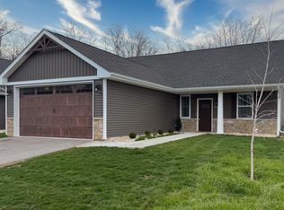 3460 N Bell School Rd, Rockford, IL 61114