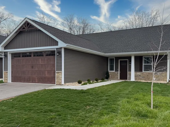 3746 N Bell School Rd, Rockford, IL 61114