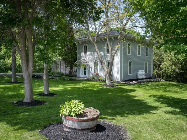 3215 Big Creek Rd, Greater Napanee, ON K7R 3K7