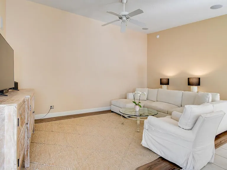 8392 SE Paurotis Ln — Photo 13