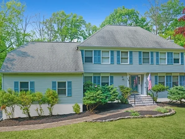 14 Cider Mill Ln, Washington Twp., NJ 07865