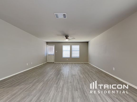 2nd image of 5503 Elm Valley Dr
