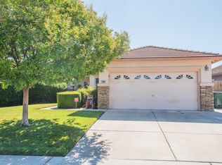 7869 Neyland Way, Sacramento, CA 95829