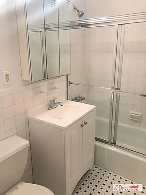 Rented by Cayenne Realty Group | media 11