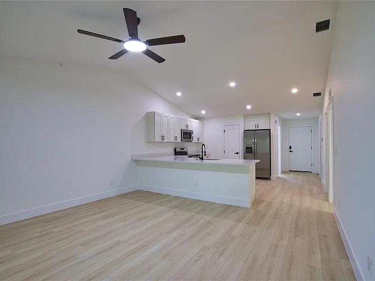 17147 Carleen Ave — Photo 30
