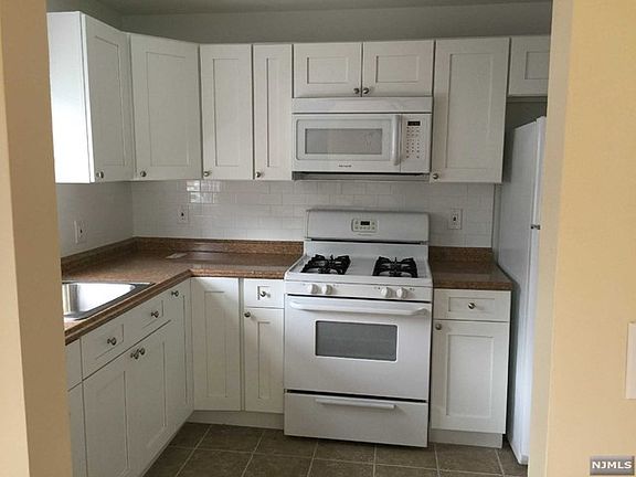 5th image of 510 Longview Ave