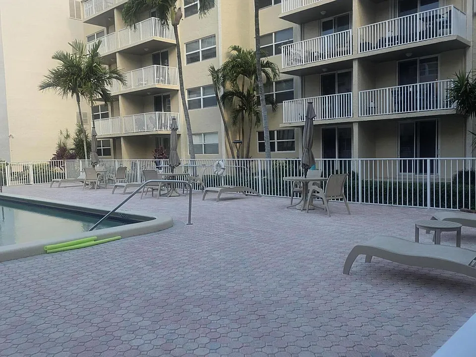 2929 S Ocean Blvd #5060