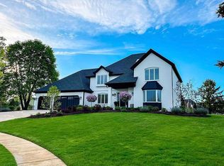 10513 S Royal Porthcawl Dr, Naperville, IL 60564