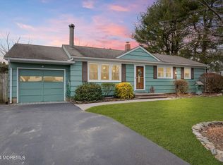 1631 Maxwell Dr, Wall Township, NJ 07719