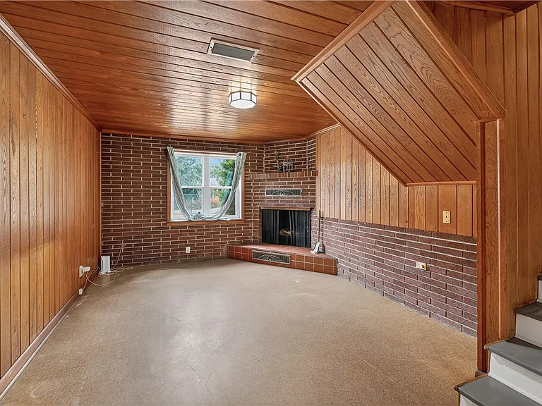 1601 Walnut Ave — Photo 7